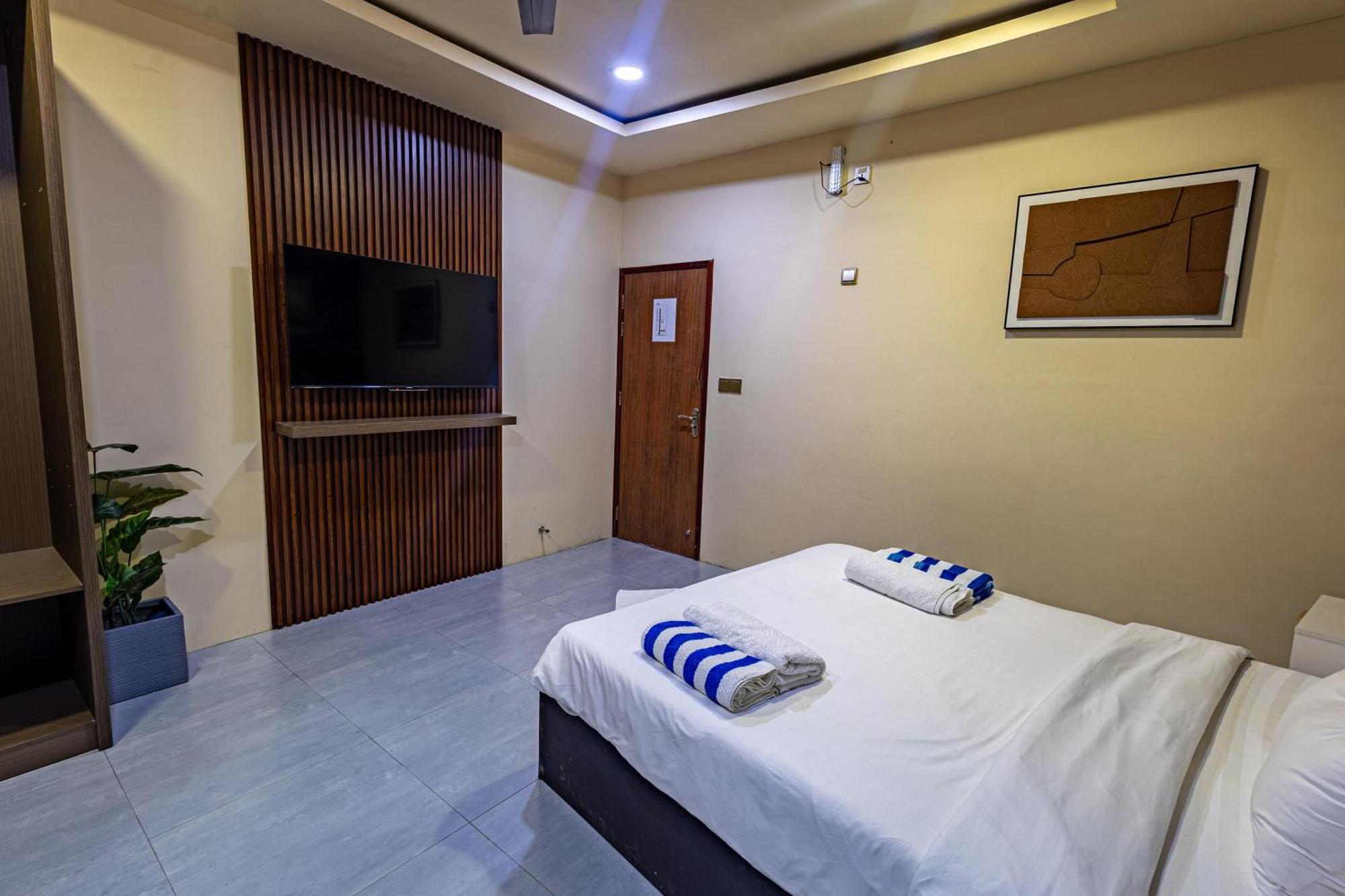 Bibee Maldives Hotel Dhiffushi Exterior foto